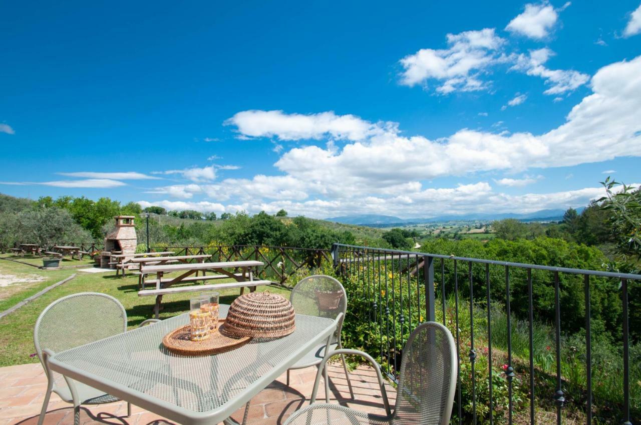 Agriturismo Molino Verde Montecchio  Buitenkant foto