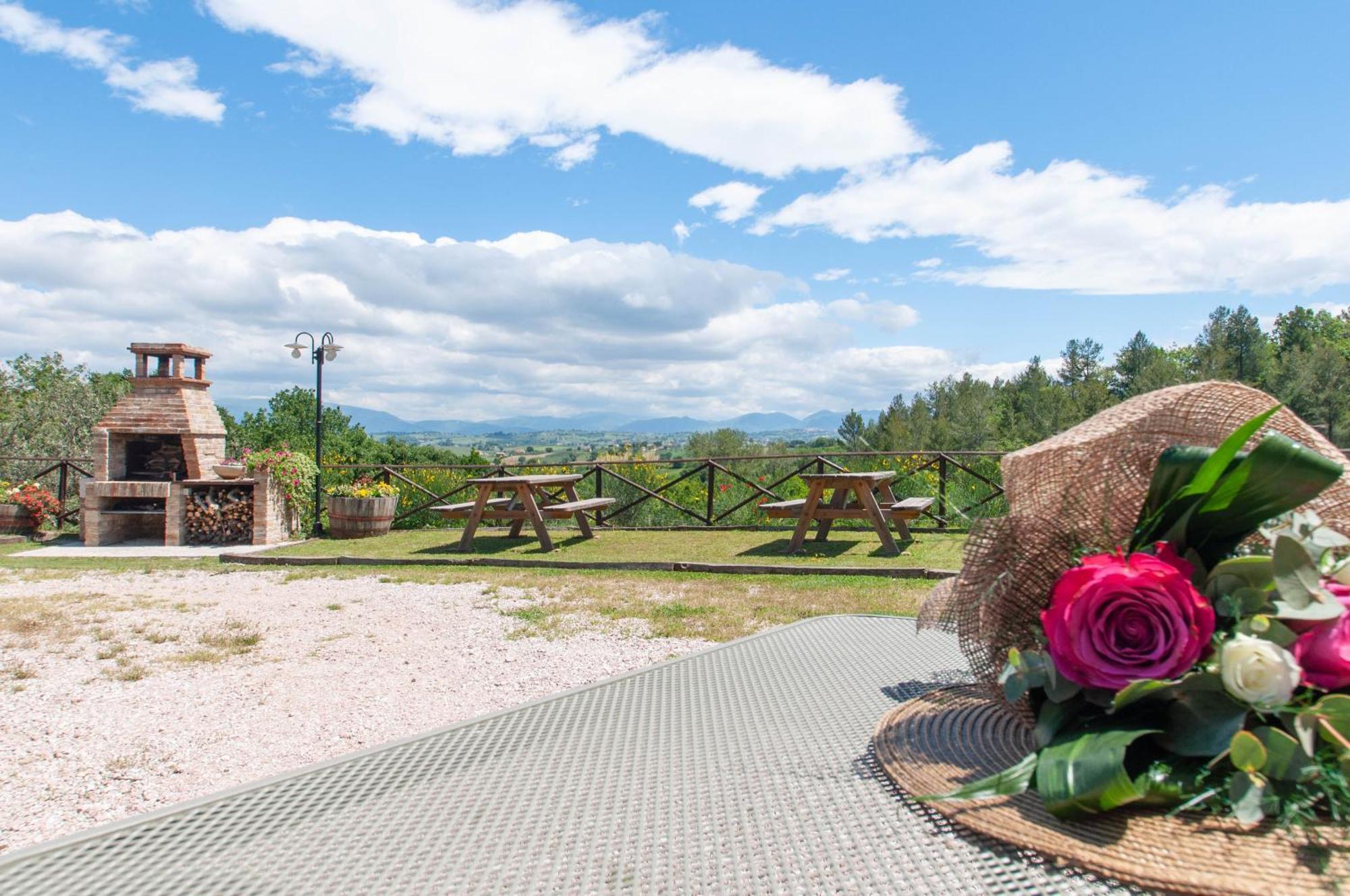 Agriturismo Molino Verde Montecchio  Buitenkant foto