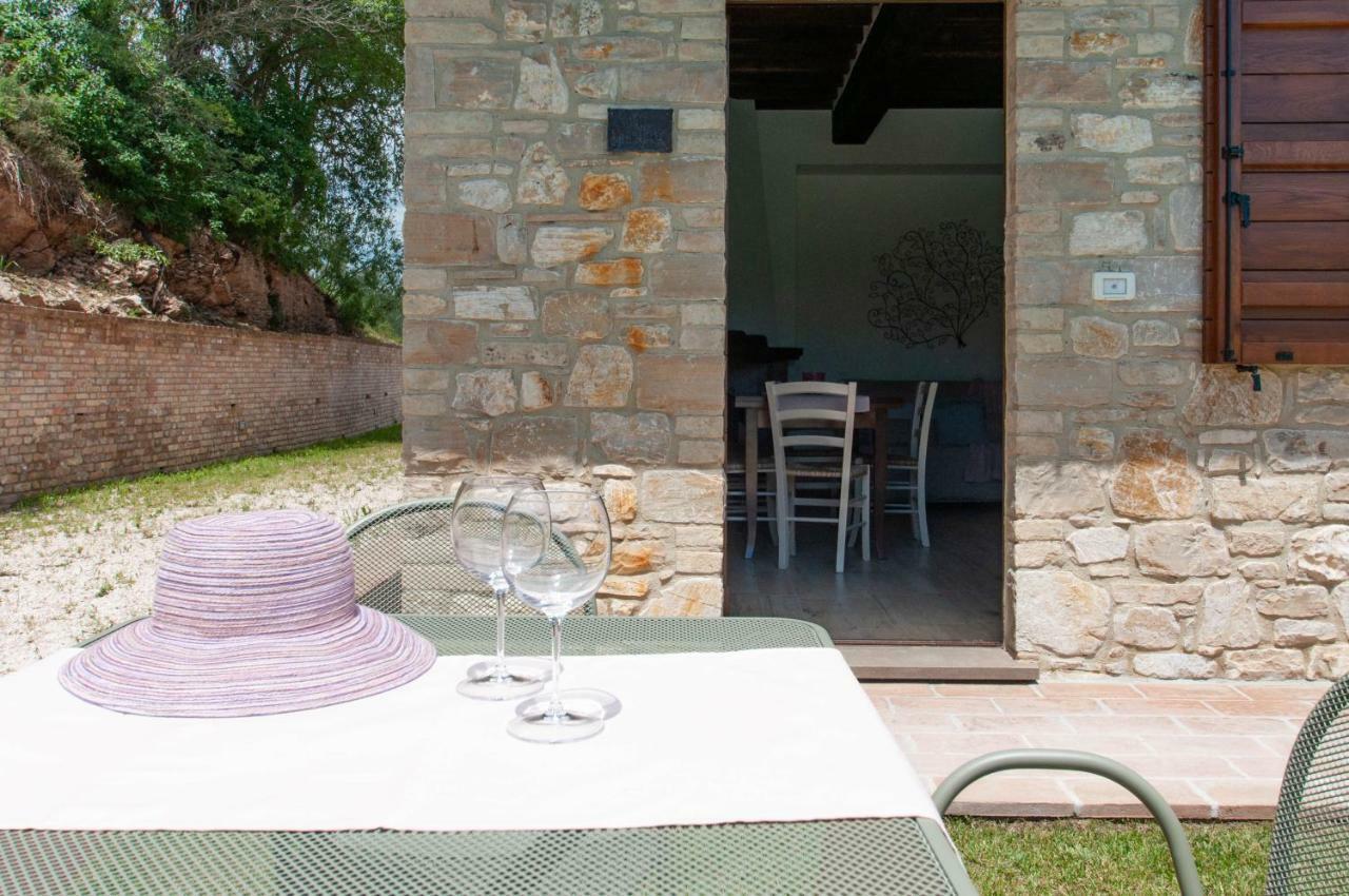 Agriturismo Molino Verde Montecchio  Buitenkant foto